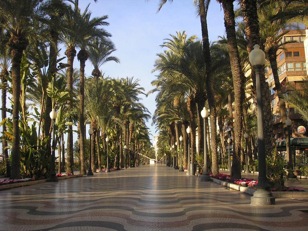 Estudio Rambla Alicante Exterior photo